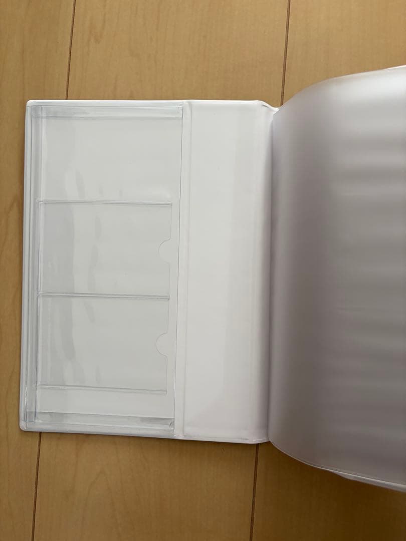 玉*子様 GR 車検証ケース