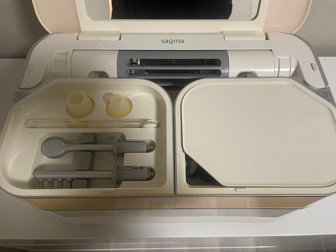 サキナ　美顔器