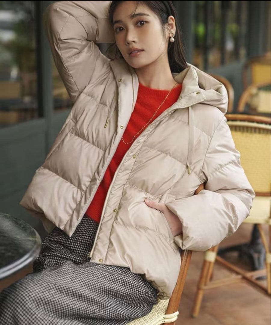 23区今季滝沢眞規子さん着用VERY掲載シレータフタコンパクト ダウンコート34