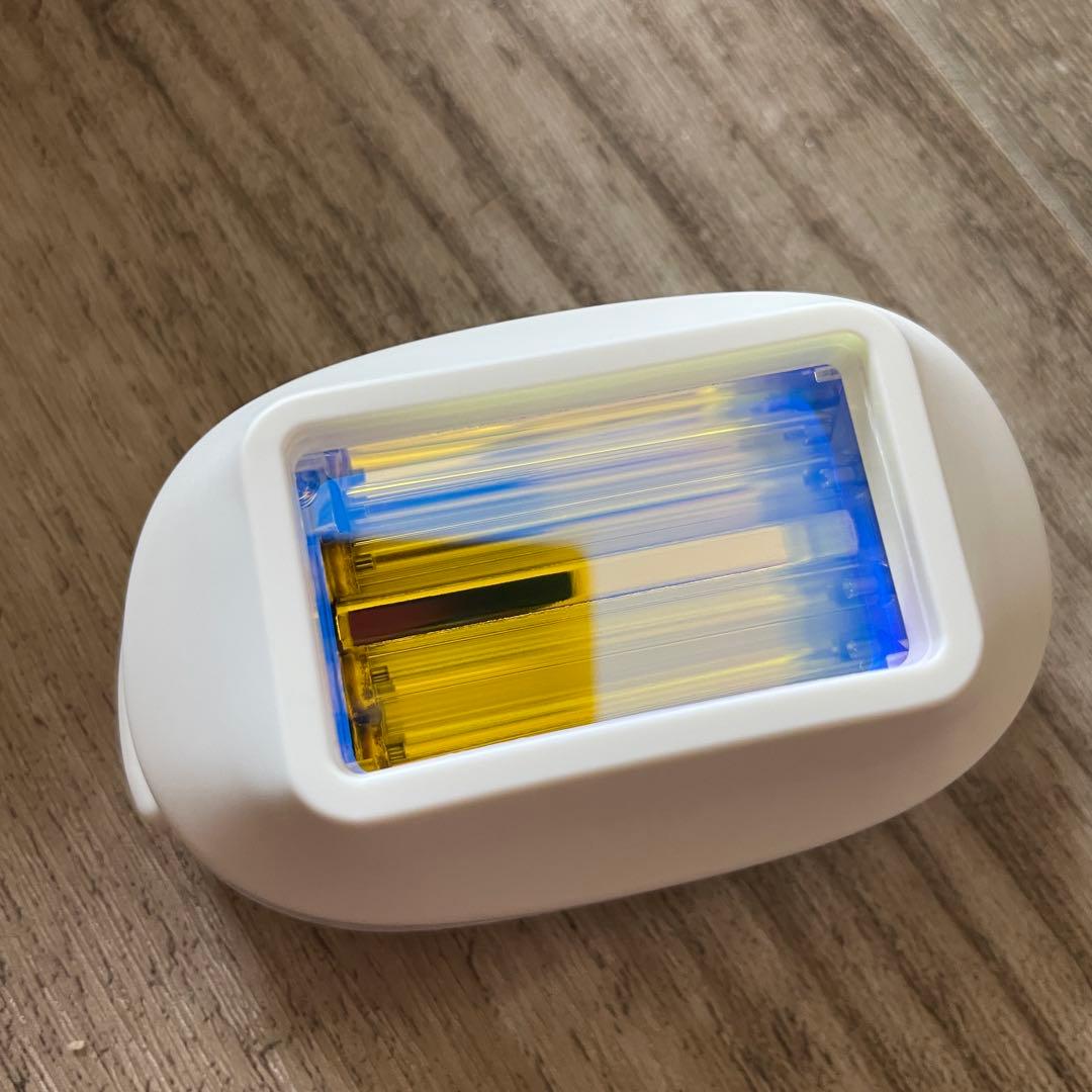 ケノン 脱毛器 ブラック 眉毛脱毛器付き カートリッジ3個付き KE-NON