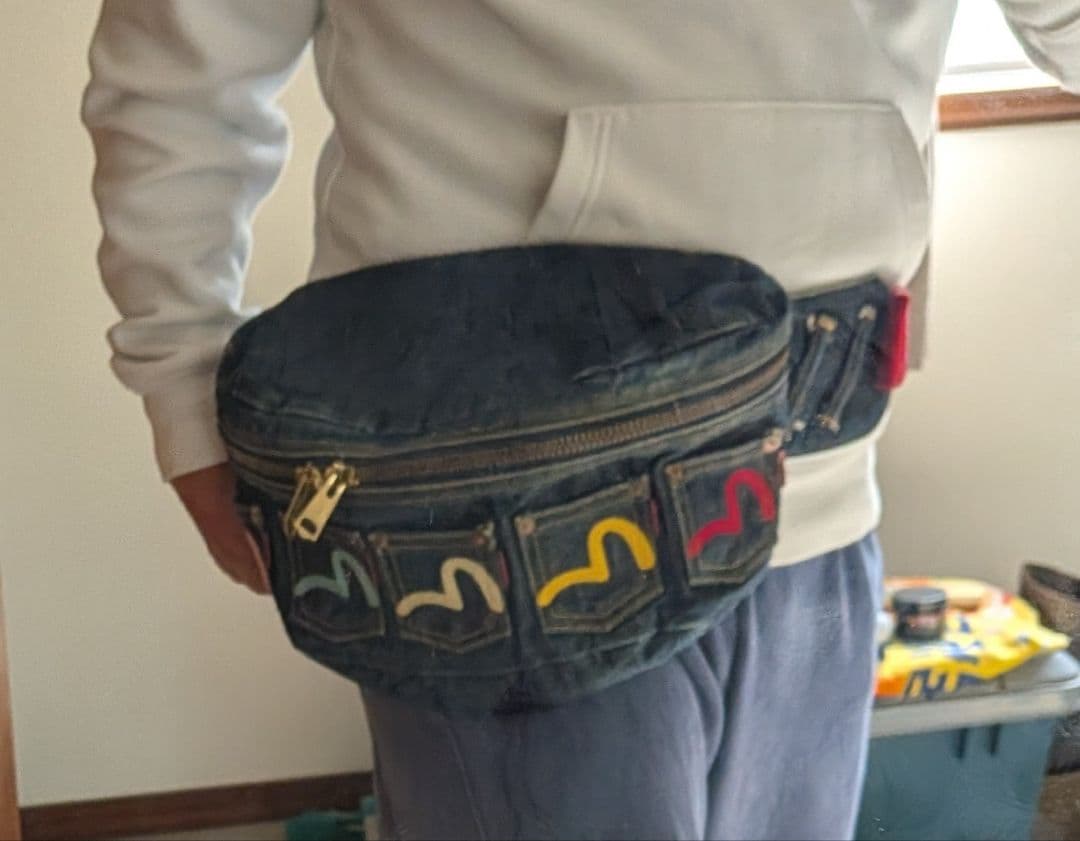 えびす　EVISU　ボディーバッグ　ウエストバッグ かもめマーク総刺繍　超レア
