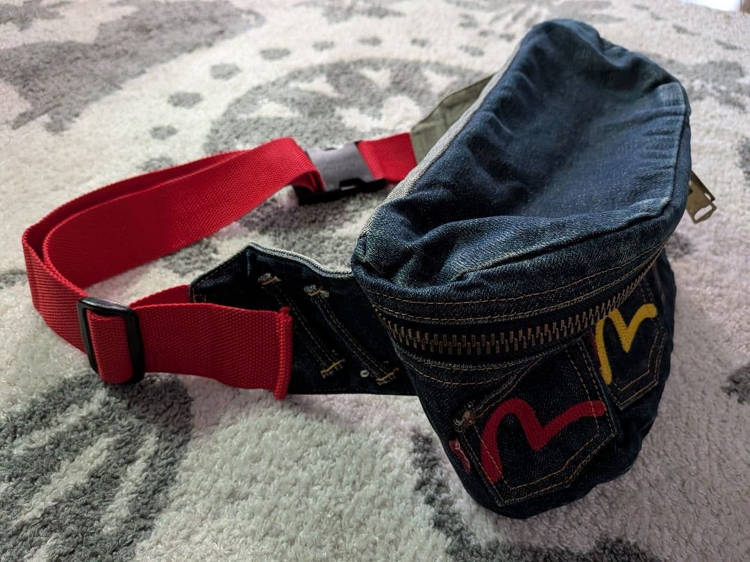 えびす　EVISU　ボディーバッグ　ウエストバッグ かもめマーク総刺繍　超レア