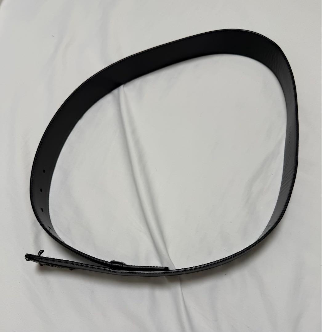 PRADA 黒 ベルト 3度程度使用しただけ！