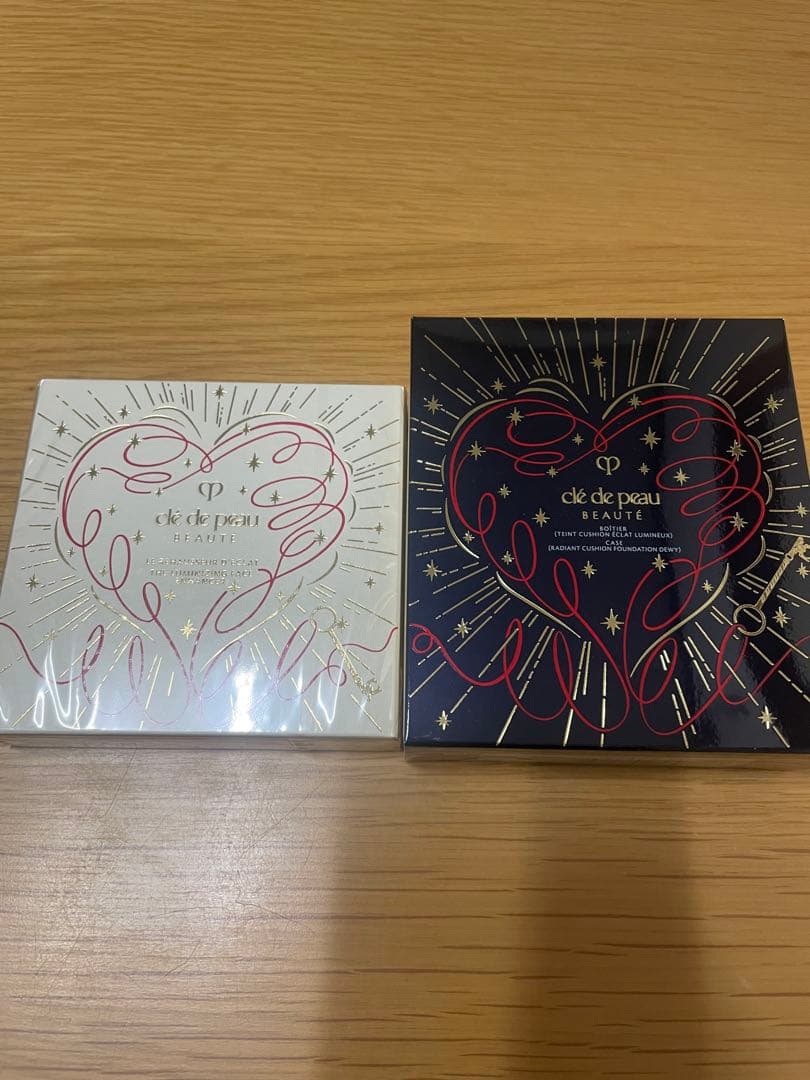 クレドポーボーテ ル レオスールデクラ 17 クッションファンデ ケース