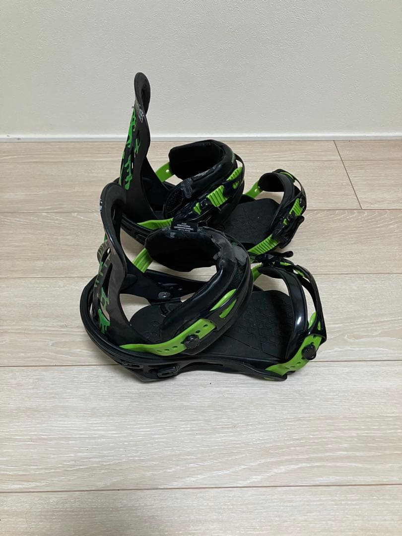 FLUX/スノーボード ビンディング ブラック/グリーン