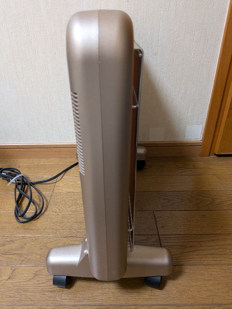 日本遠赤外線株式会社 サンルミエ・エクセラ7 遠赤外線暖房器 N700L-GR