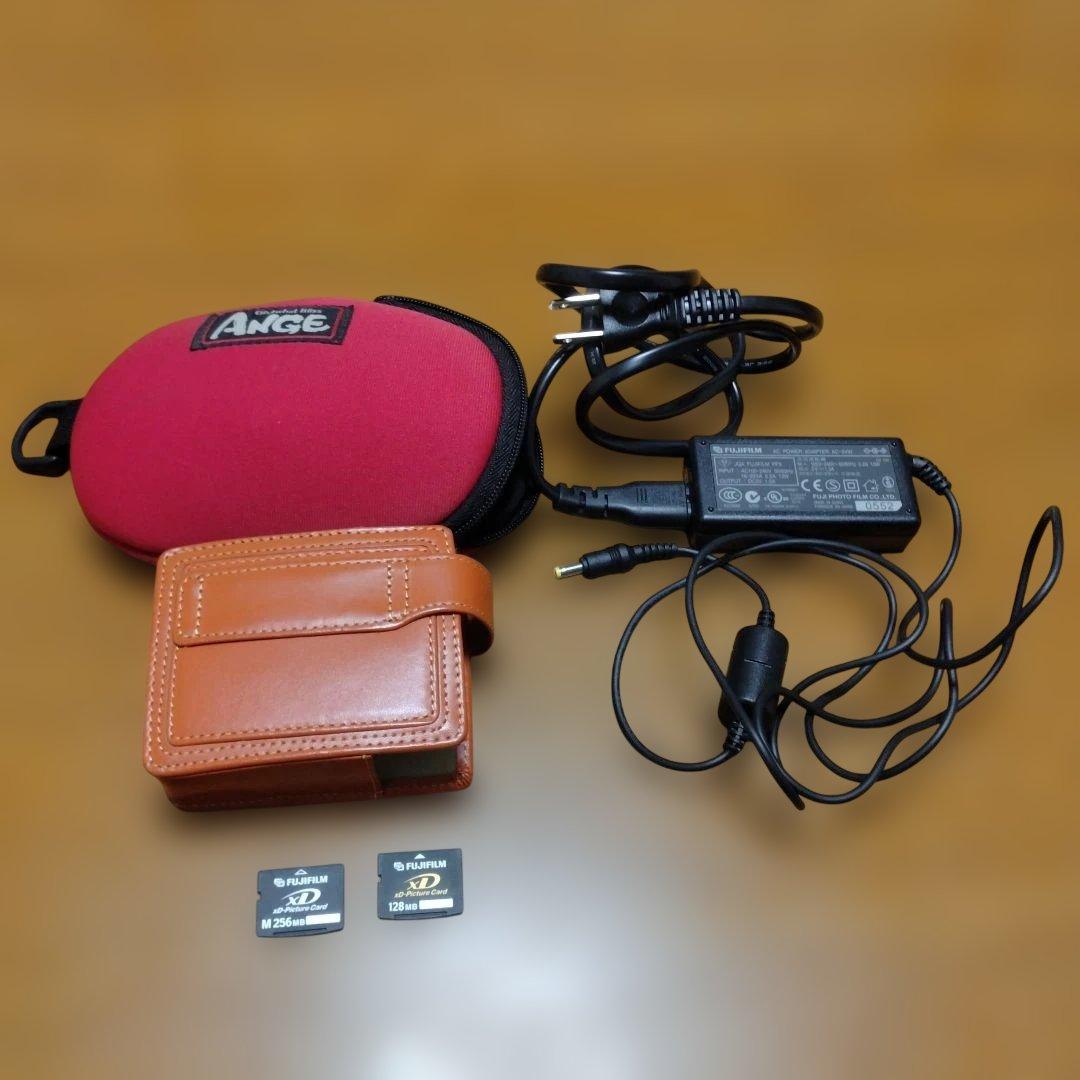 Fujifilm FinePix v10 コンパクトデジタルカメラ