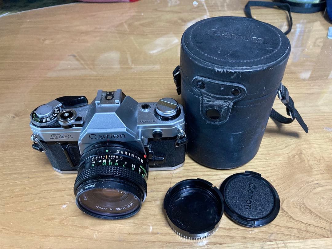 キャノンAE1とレンズ