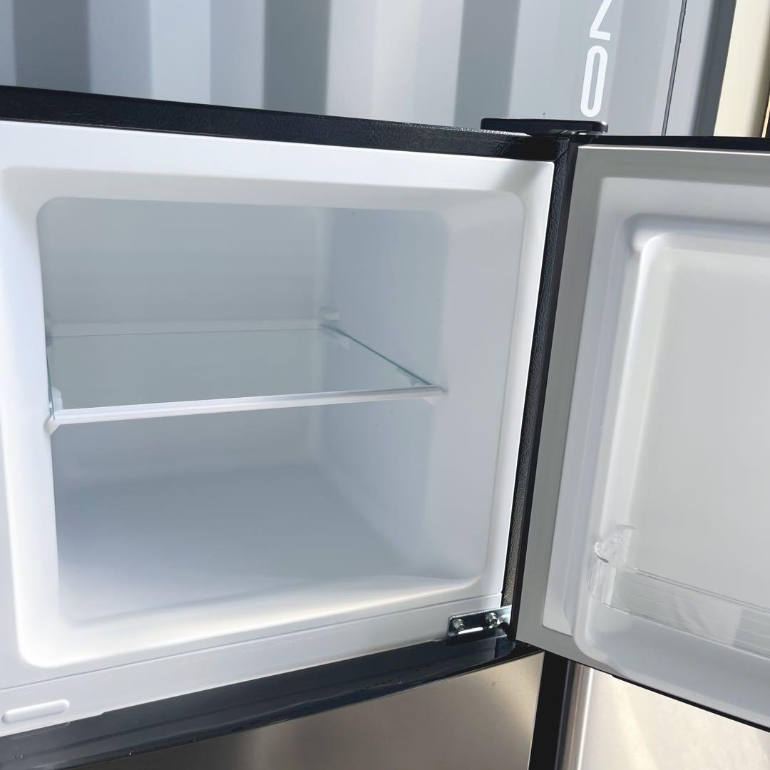 183取付無料！2023年製 おしゃれデザインスタイリッシュシルバー冷蔵庫洗濯機