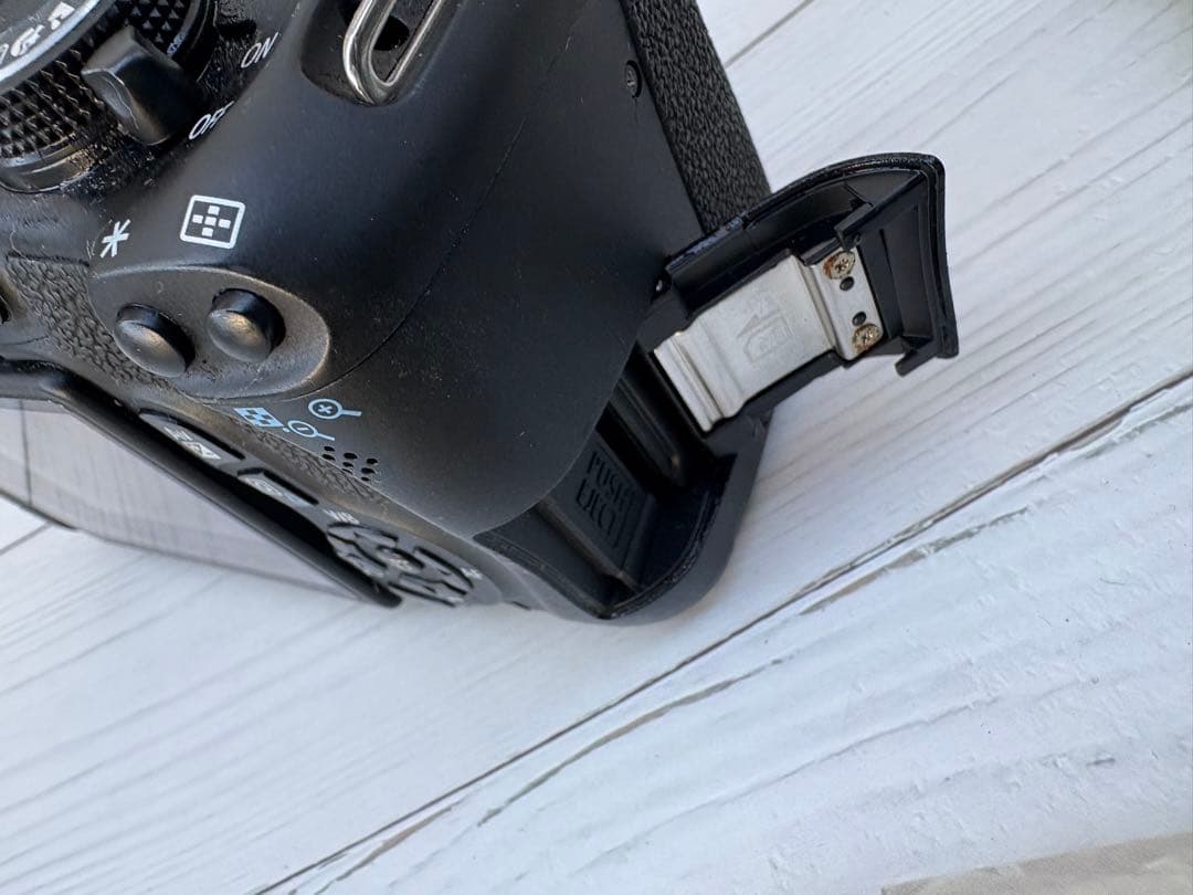 キヤノン EOS Kiss X5 ボディ本体のみ(レ34)