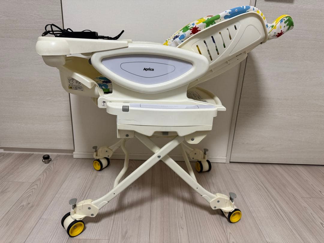 【お値下げ】Aprica　ココチーノオート　電動ハイローベッド＆チェア