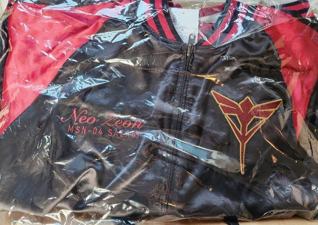 STRICT-G「ガンダムシリーズ」45周年スカジャン サザビー シャア専用ザク