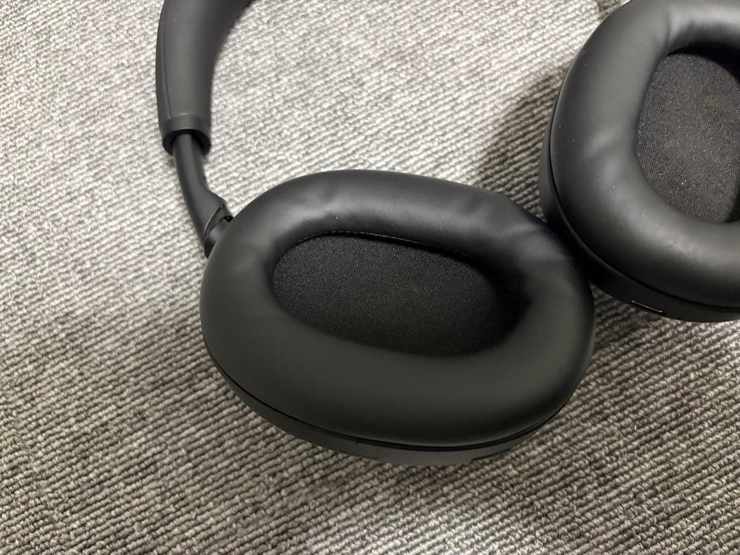 WH-1000XM6 ブラック　Sonyワイヤレスヘッドホン