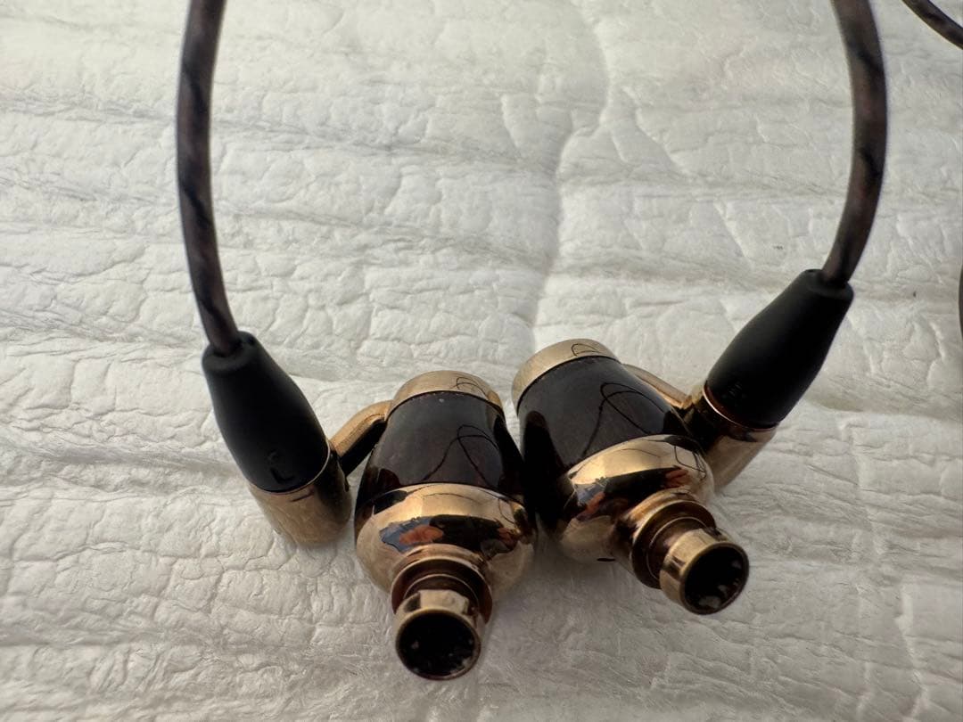 victor HA-FW10000 4.4mmプラグ