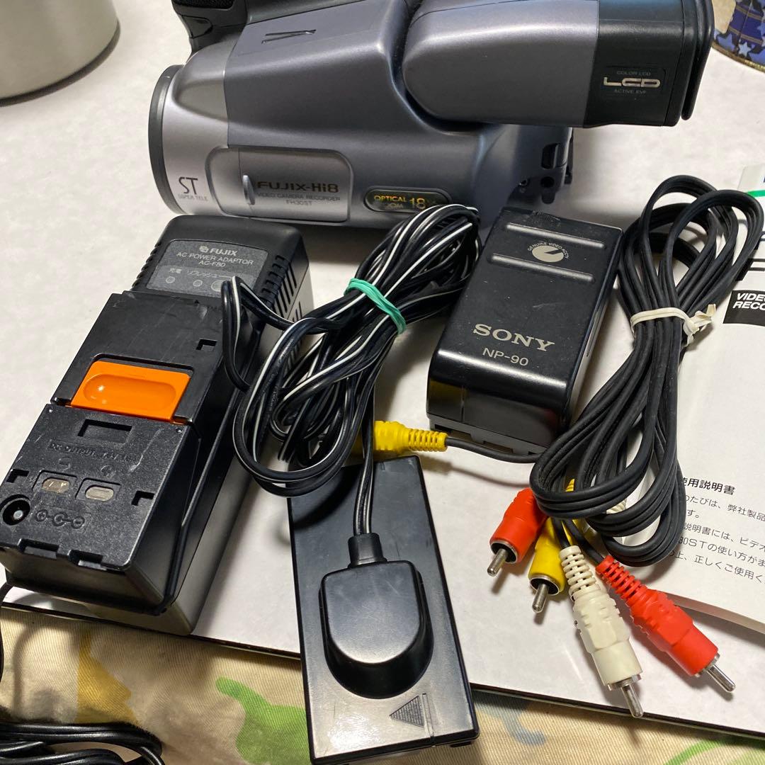 美品　FUJIX- Hi8 ビデオカメラ FH-30ST ⑨