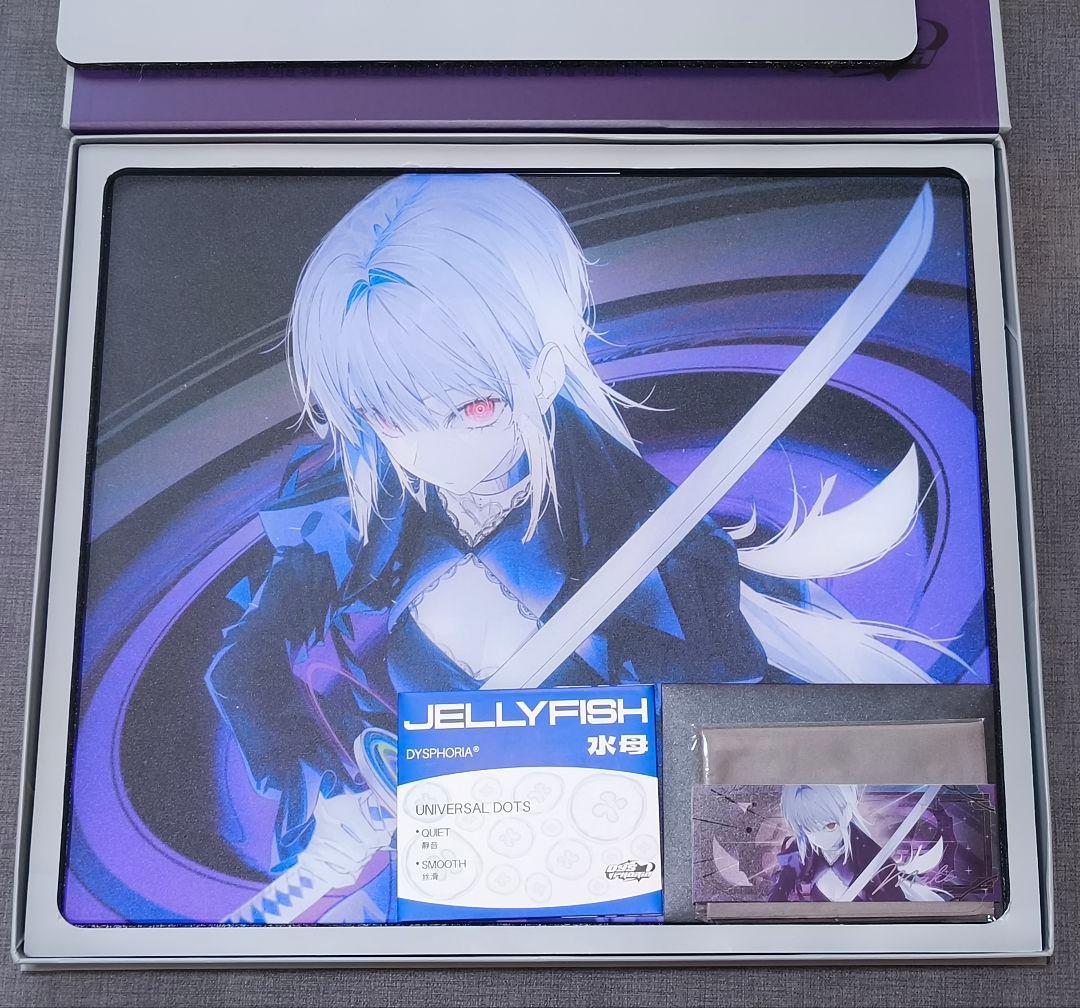 DYSPHORIA MAKI 真希 ガラスマウスパッド