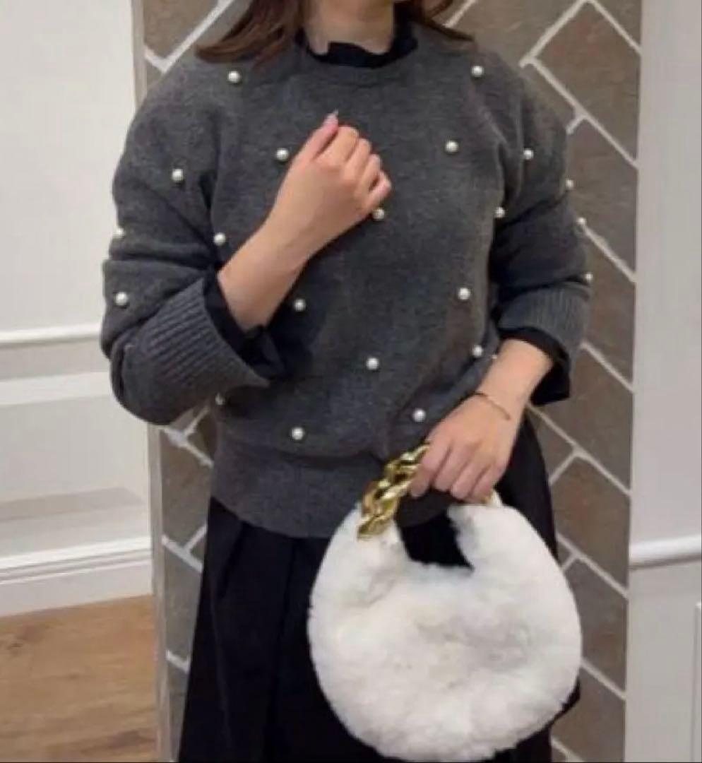 新品タグ付き✨ ジャスグリッティー パール刺繍プルオーバー