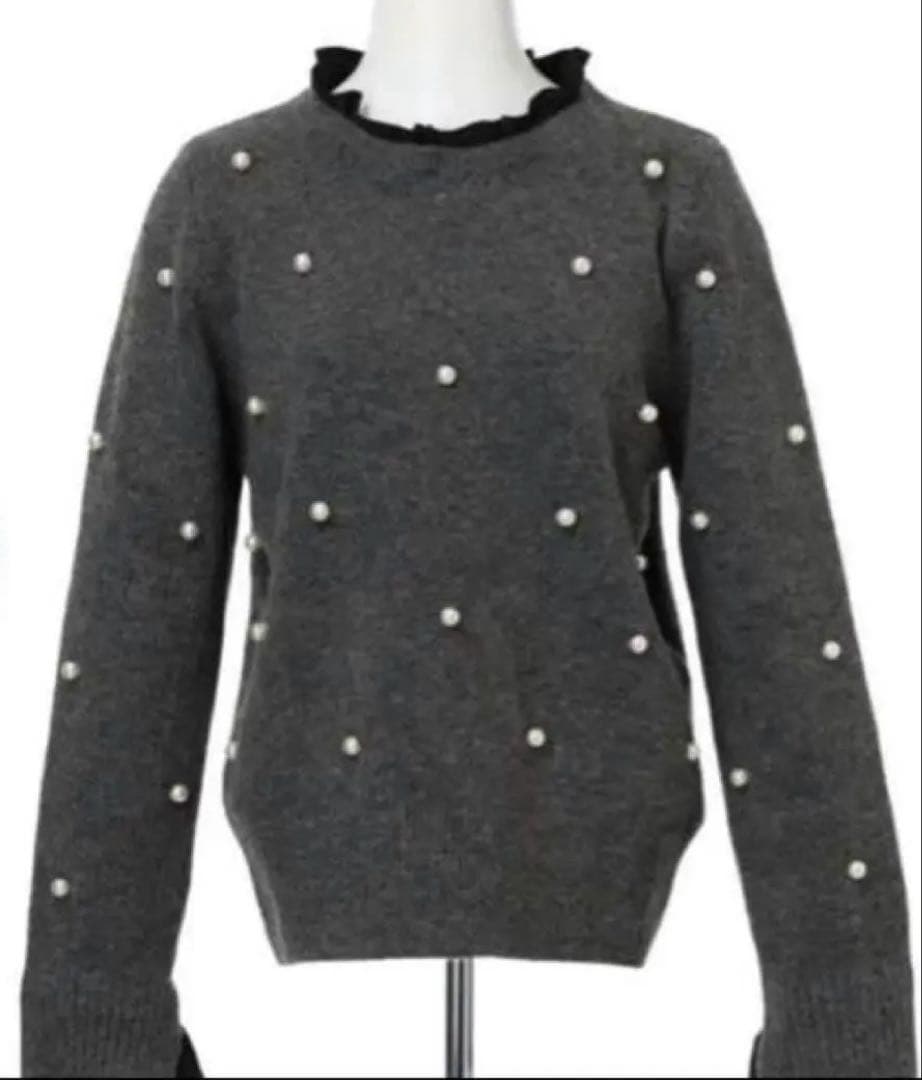 新品タグ付き✨ ジャスグリッティー パール刺繍プルオーバー