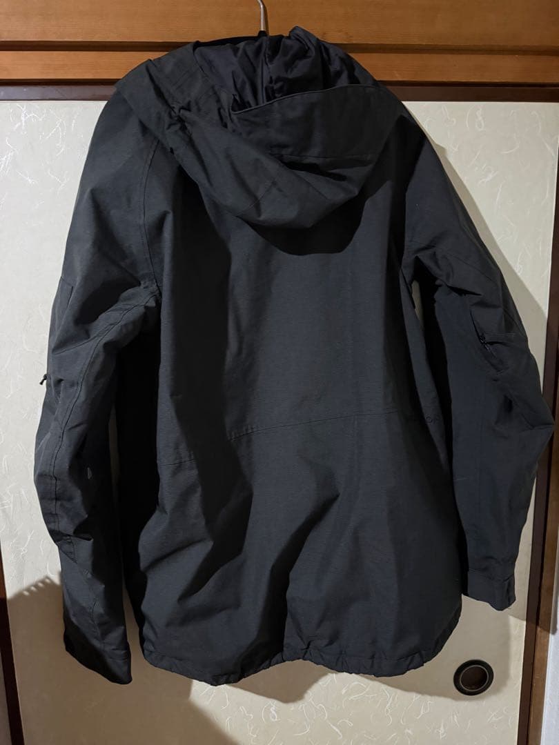 Burton スノーボードジャケットLサイズ