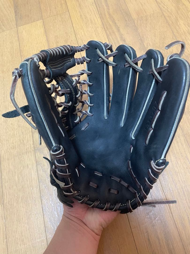 Under Armour 軟式外野用グラブ