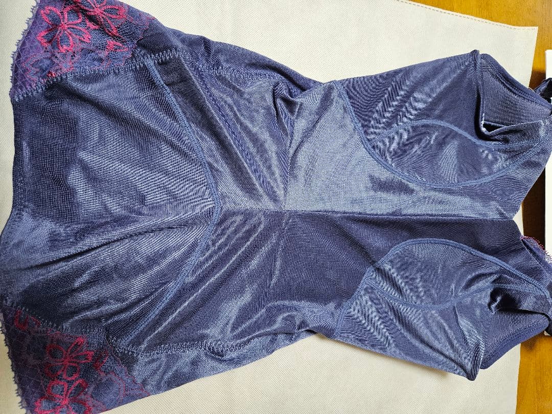 MARUKO アヴァンセサクラボディシェーパー　オウブブルー　F75 r