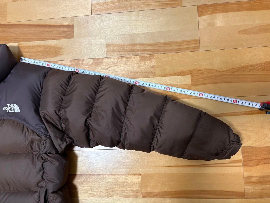 【超希少モデル！】ケンダル・ジェンナー着用 ヌプシ 700 ブラウン 茶色　M