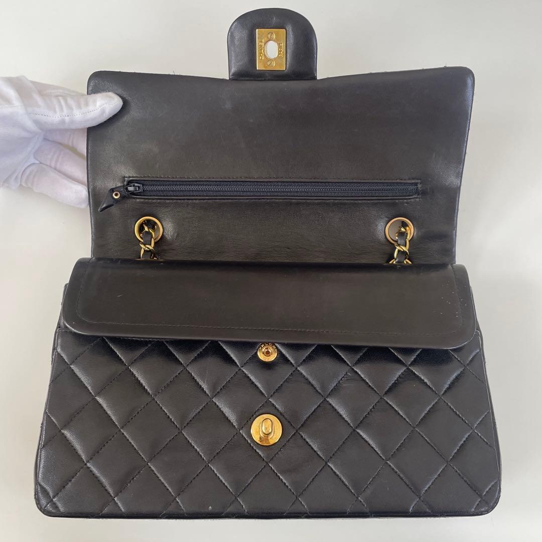 CHANEL クラシック ハンドバッグ 25 ラムスキン マトラッセ