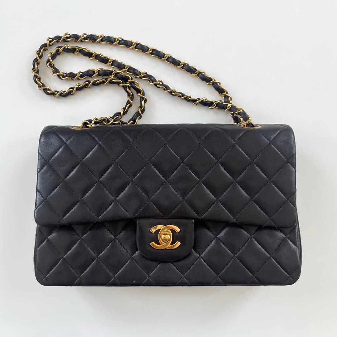 CHANEL クラシック ハンドバッグ 25 ラムスキン マトラッセ