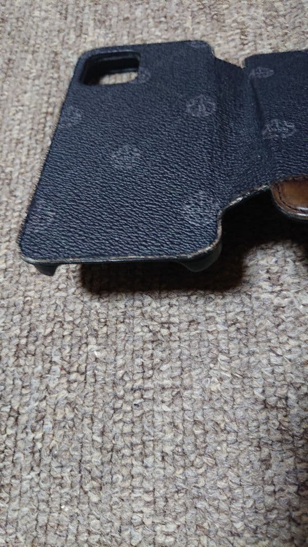 Berluti x NATIVE UNION iPhone12 手帳型ケース