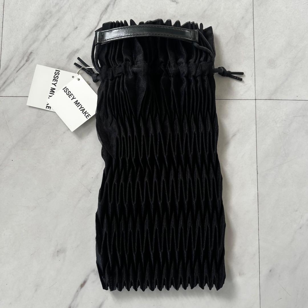 ＊タグ付き新品＊ ISSEY MIYAKE / イッセイミヤケ プリーツ 巾着