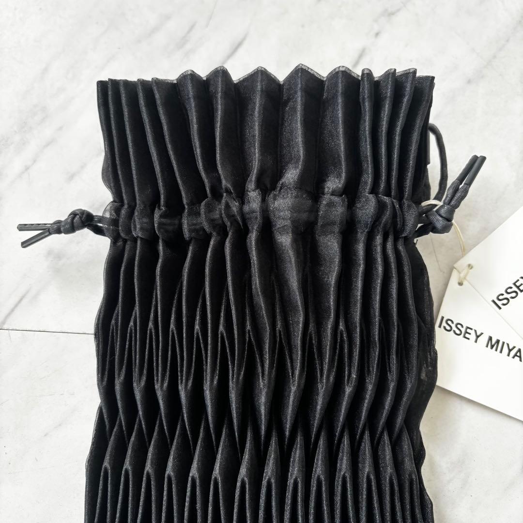 ＊タグ付き新品＊ ISSEY MIYAKE / イッセイミヤケ プリーツ 巾着