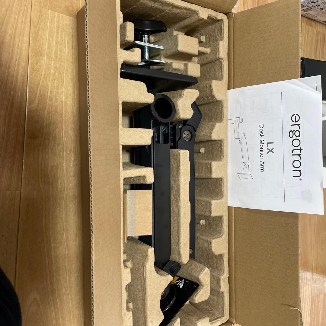 【未使用】ergotron LX Desk Monitor Arm