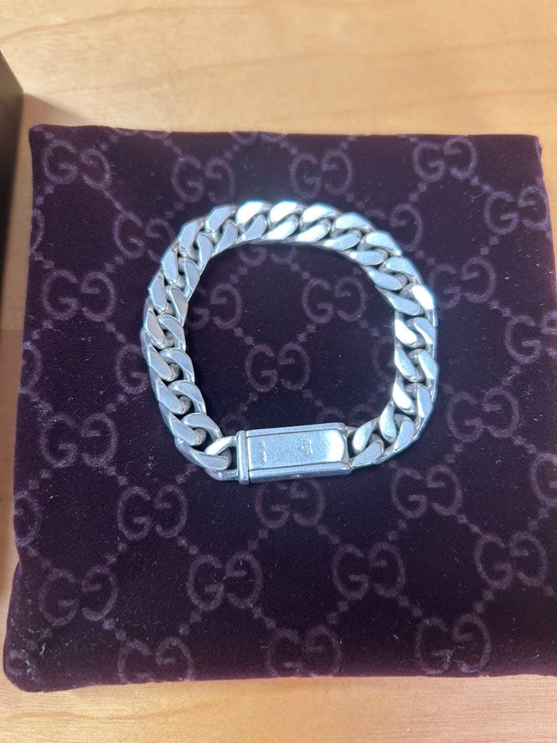 【極美品】Gucci シルバー チェーンブレスレット
