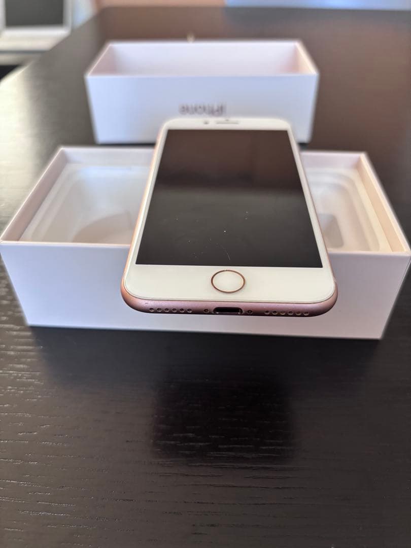 iPhone8 128GB ゴールド