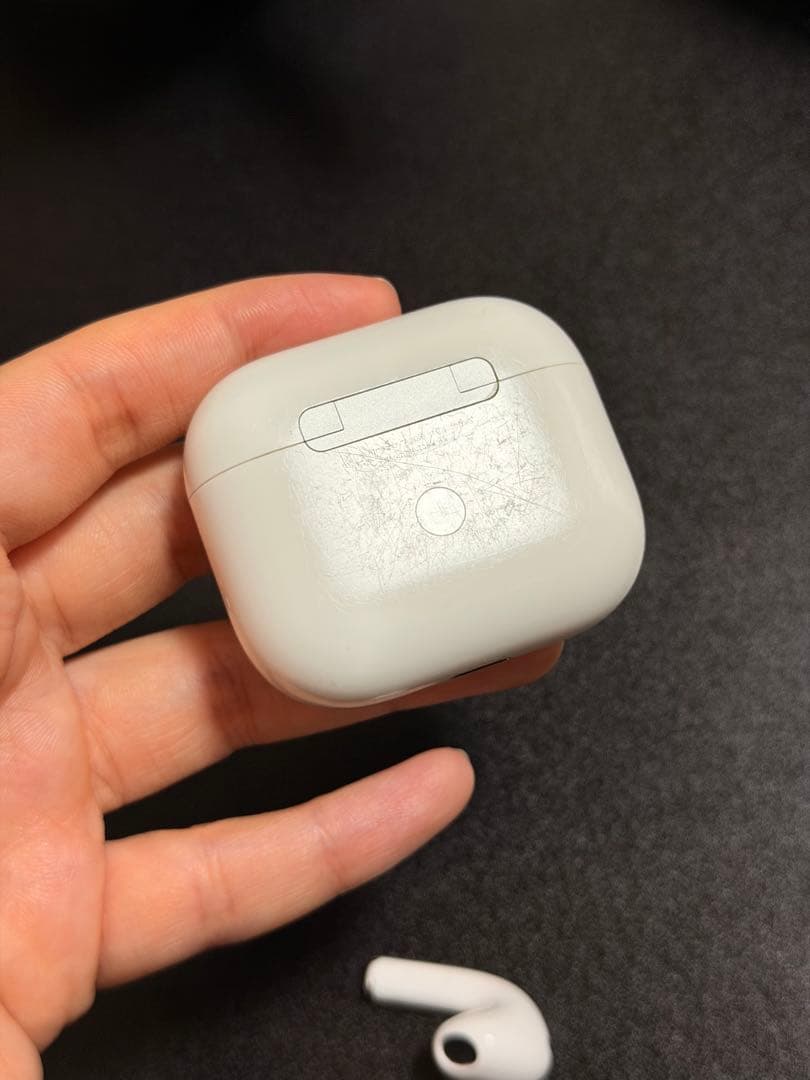 AirPods（第3世代）本体 充電ケース付き