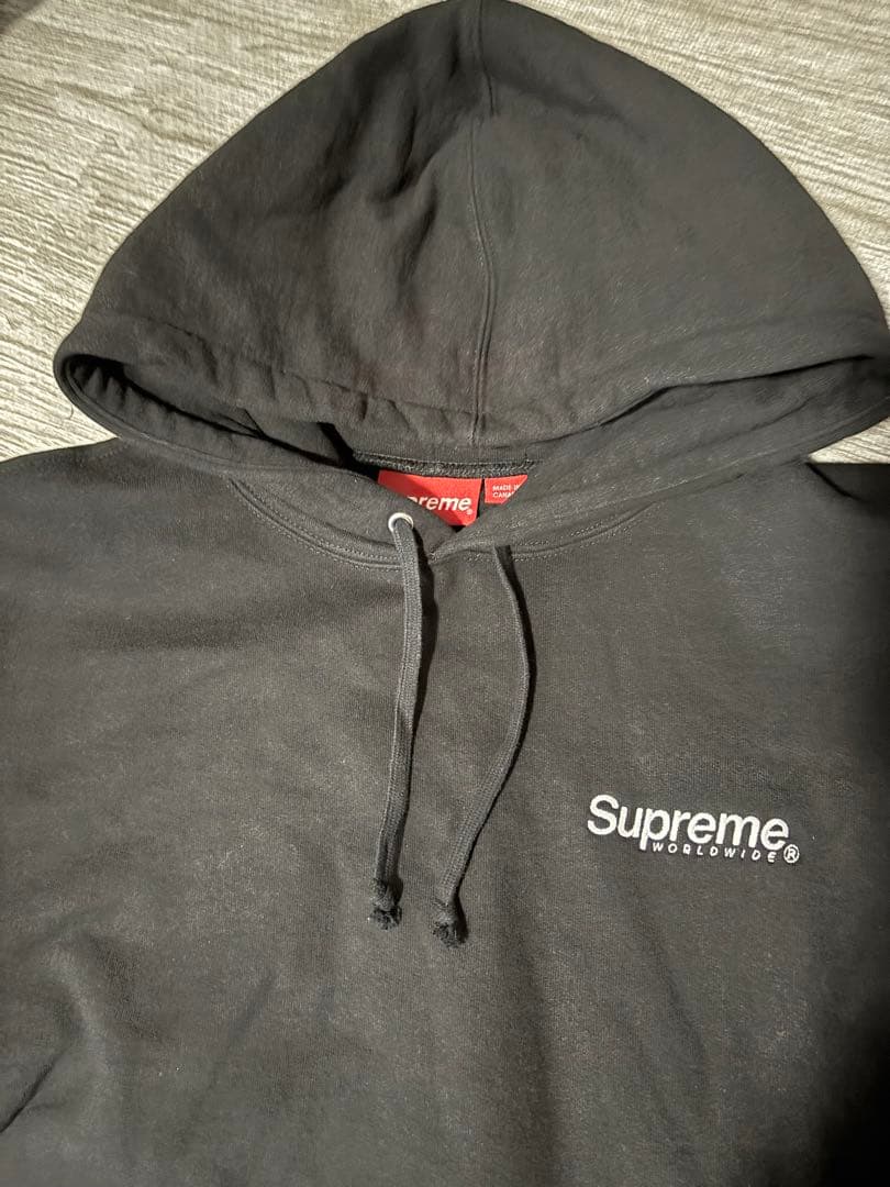 usk様　Supreme シュプリーム　スウェット　パーカー ワールドワイド　M