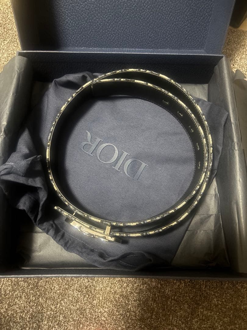 Dior ネイビーベルト