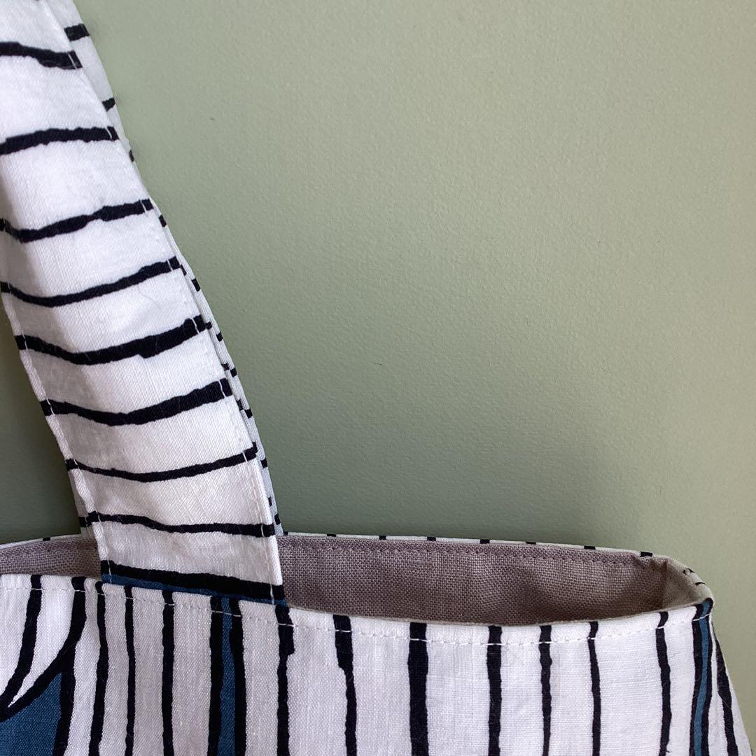 ミナペルホネンswing blueを両面でトートバッグ ハンドメイド