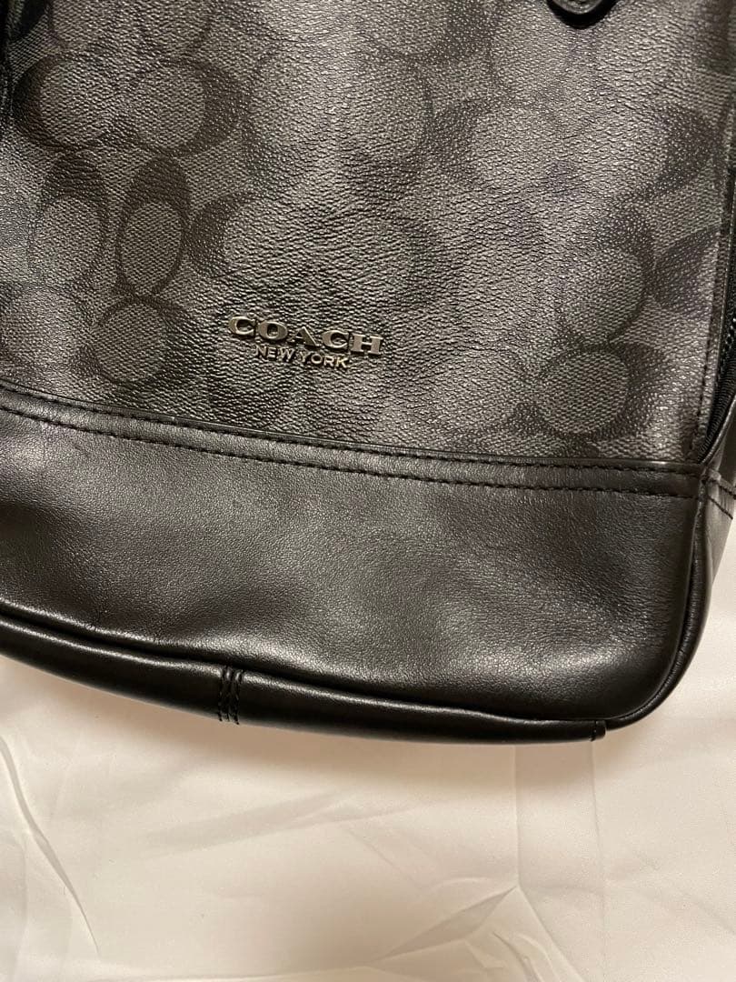 COACH　グラハム　パック　シグネチャー　クロスボディ　ボディバッグ　PVC