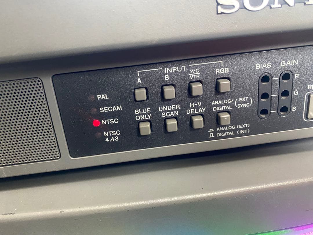 完動　スーパーファインピッチ管　ソニーブラウン管モニター　PVM-1442QM