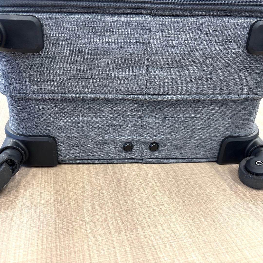 美品✨️廃盤品✨️無印 半分の厚みで収納できるソフト キャリーケース Sサイズ