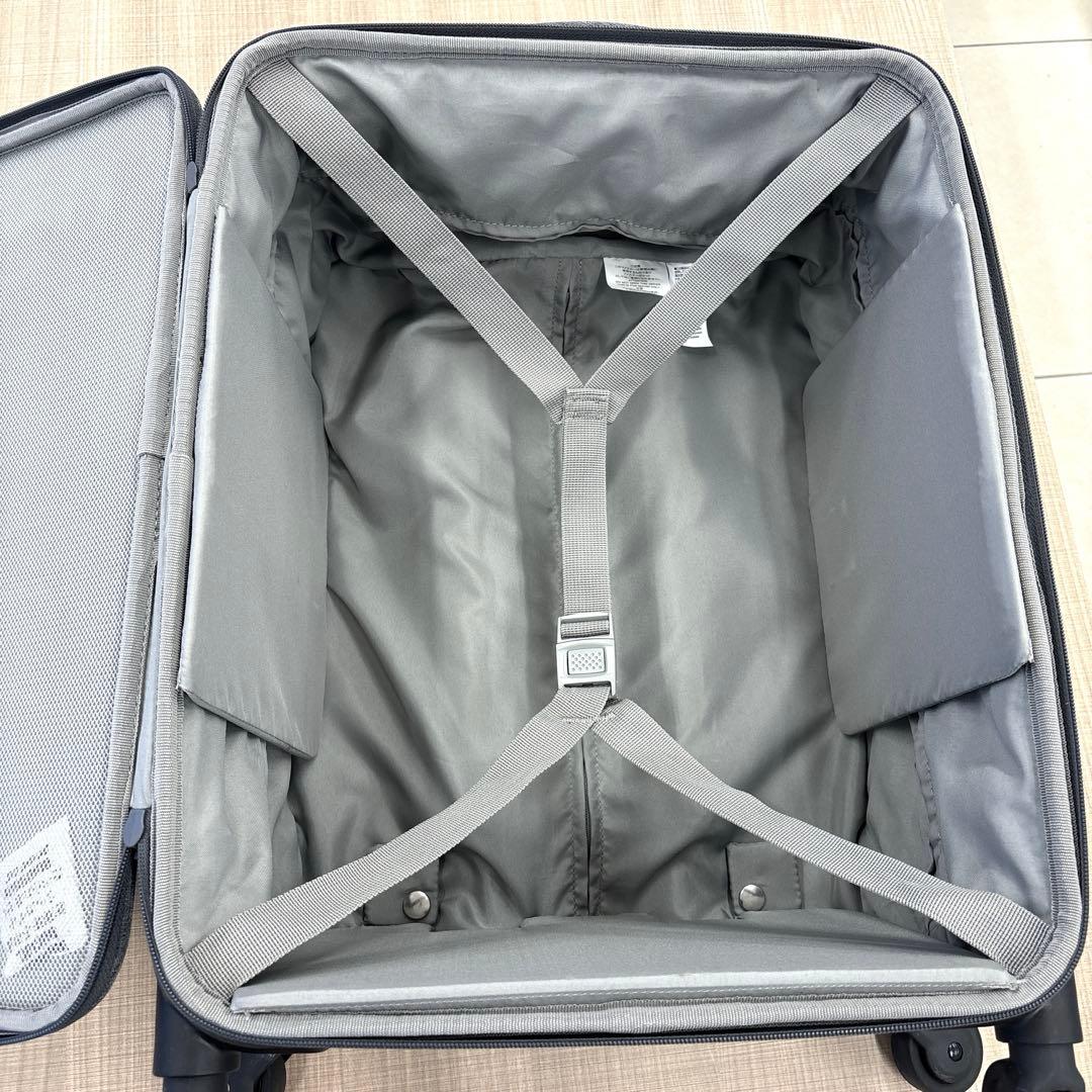 美品✨️廃盤品✨️無印 半分の厚みで収納できるソフト キャリーケース Sサイズ