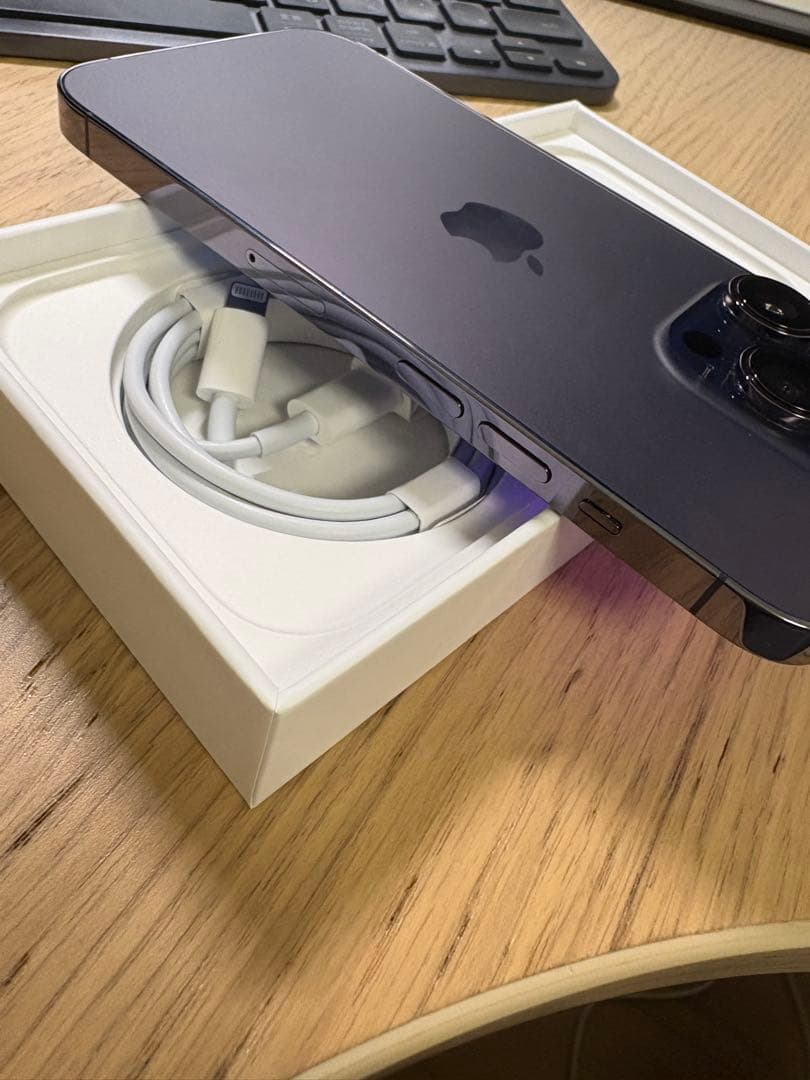 美品ドット欠け Apple iPhone 14 Pro 256gb本体