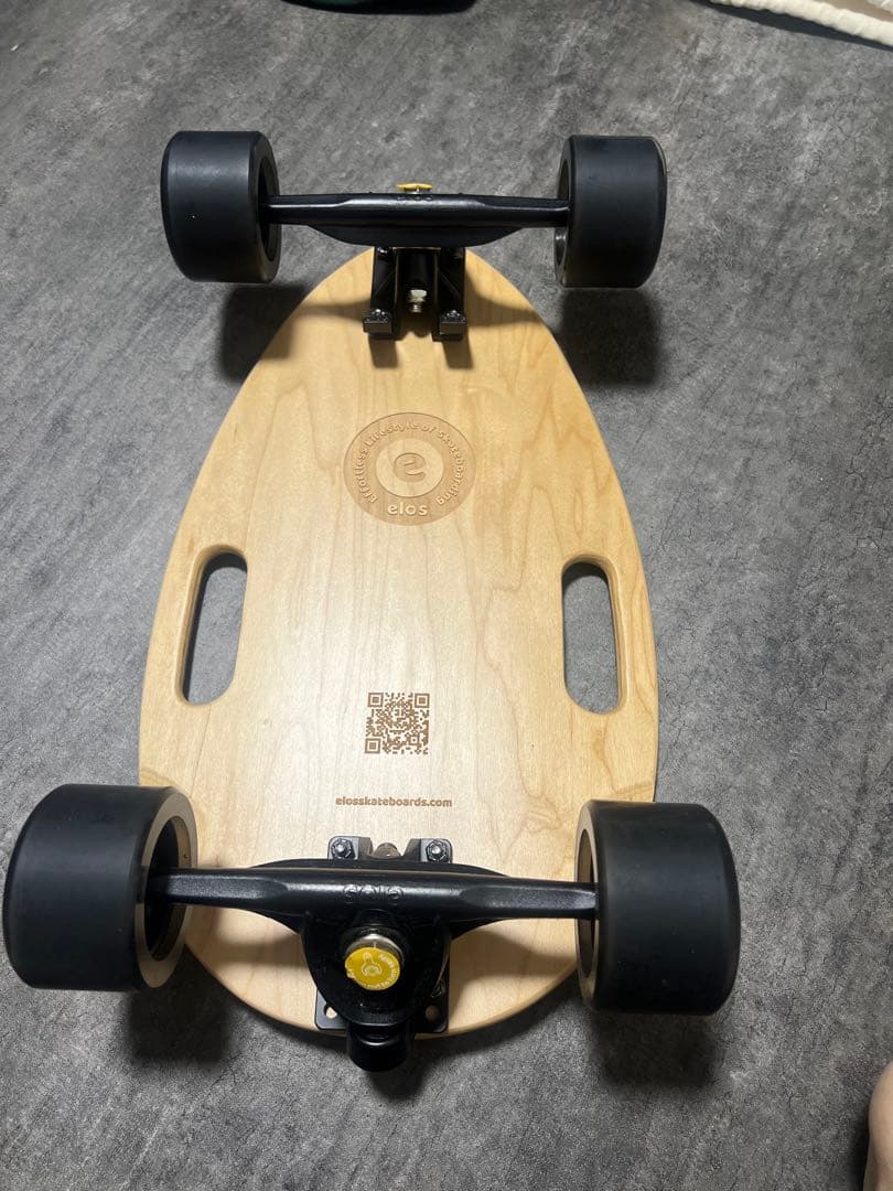 elos スケートボード