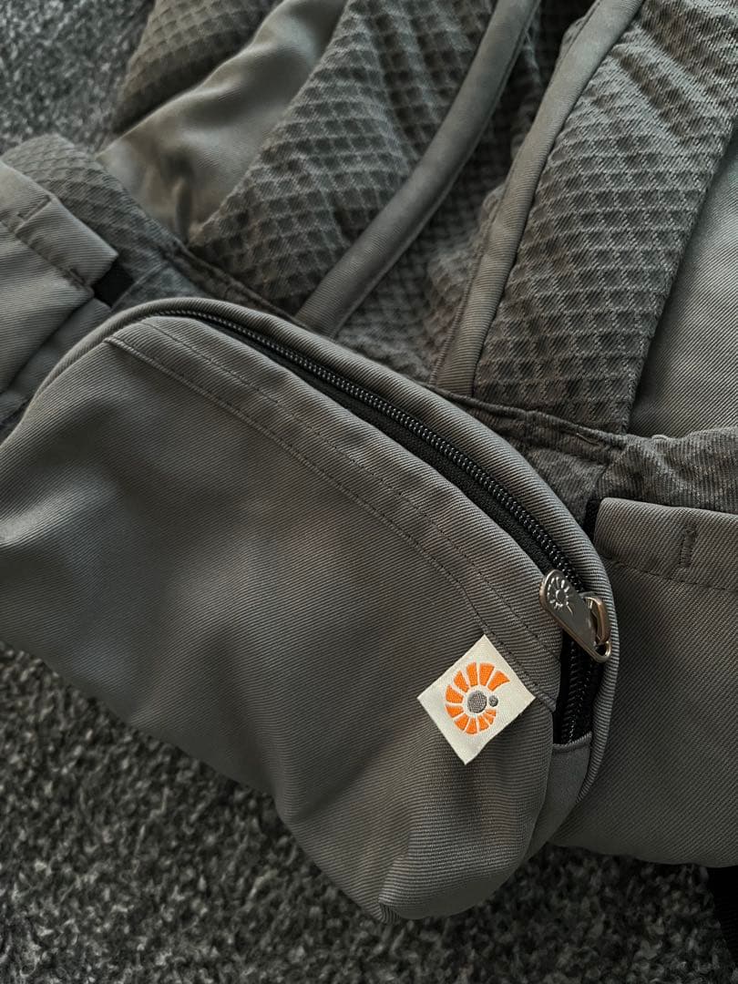 ergobaby OHNI 抱っこ紐 グレー