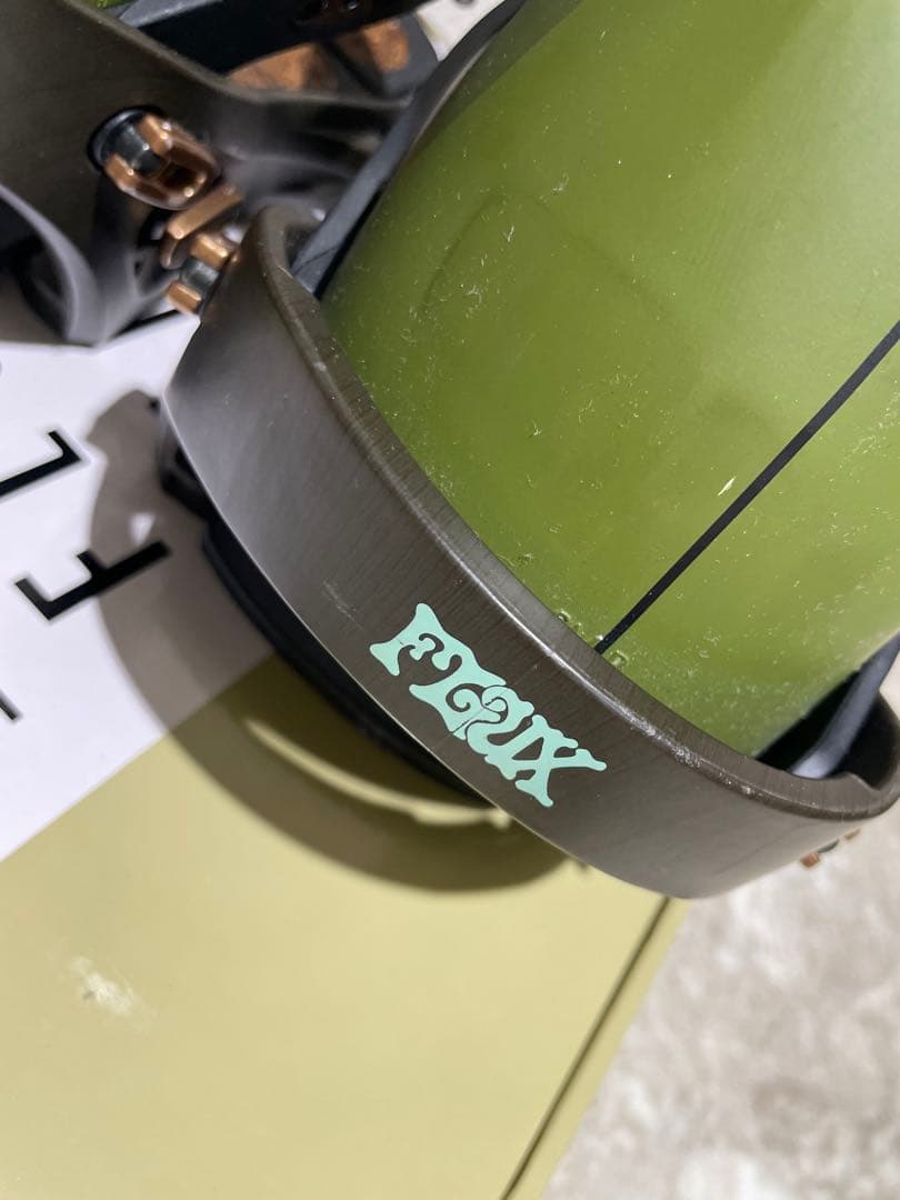 【美品】fluxフラックスSR スノーボードビンディング　サイズS