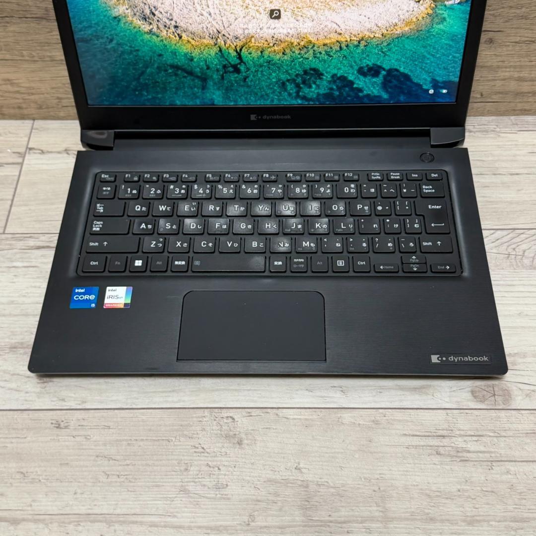 良品 dynabook S73HU Core i5 第11世代 16GB 大容量