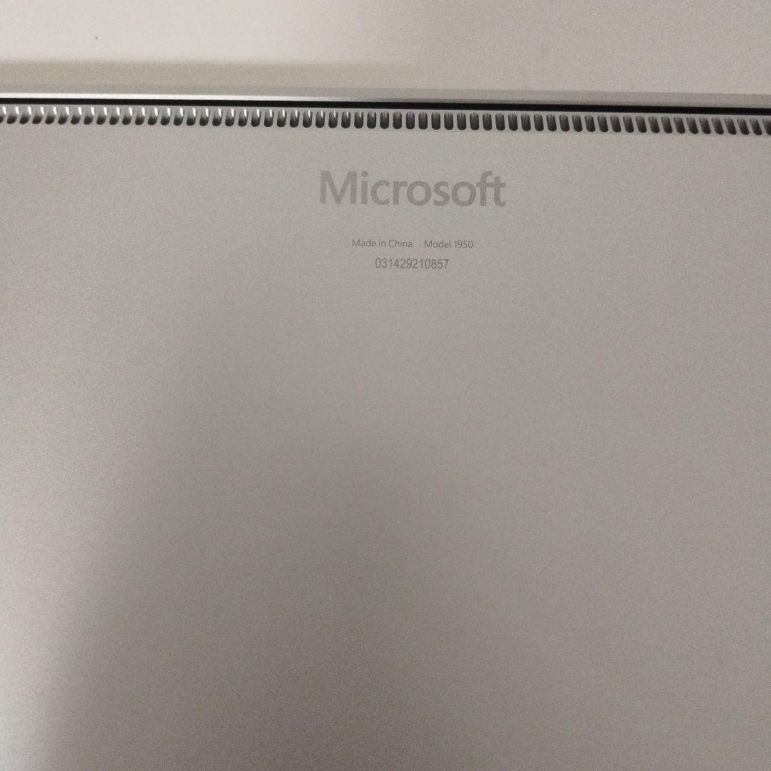 Microsoft ノートPC Model 1950