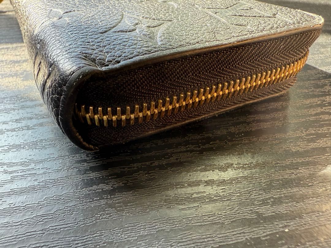 Louis Vuitton ブラックレザー 長財布