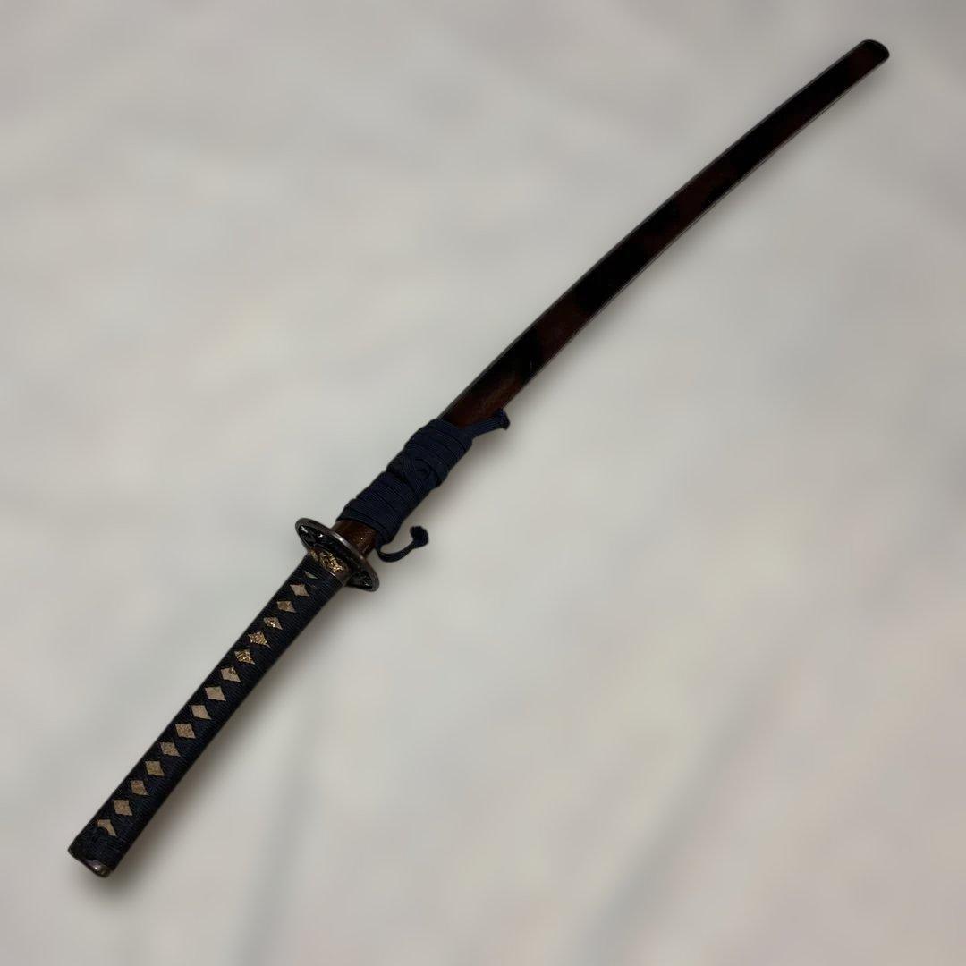 居合刀 濃緑柄 龍彫透し丸鍔 黒茶斑尾鞘